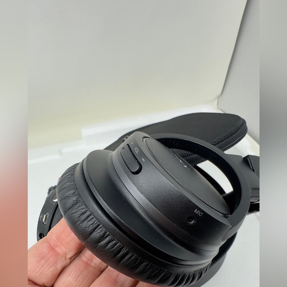 Sony MDR-ZX770BN Bluetooth Noise Canceling‎ Headphones